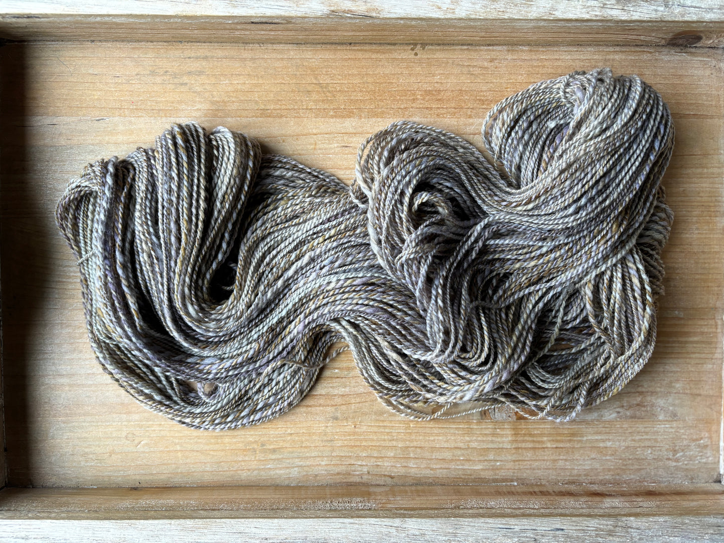 Hand Spun Yarn Fade - 100% Untreated Merino Wool