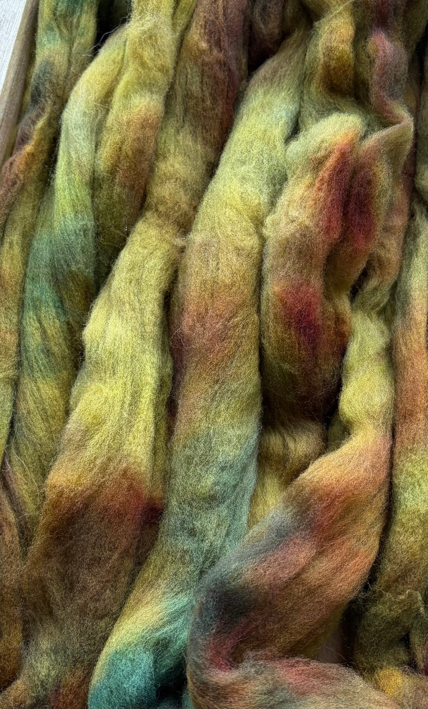 Targhee - 23 Micron - One of a Kind Batch - 100 grams of Spinning Fibre - Hand Dyed Combed Top