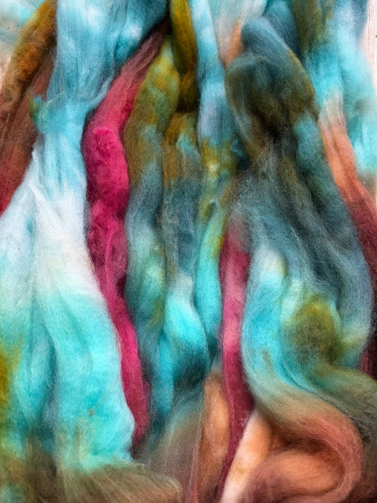 80% Superwash Merino Wool/ 10% Nylon/ 10% Cashmere - 18.5 Micron - One of a Kind Batch - 100 grams of Spinning Fibre - Hand Dyed Combed Top