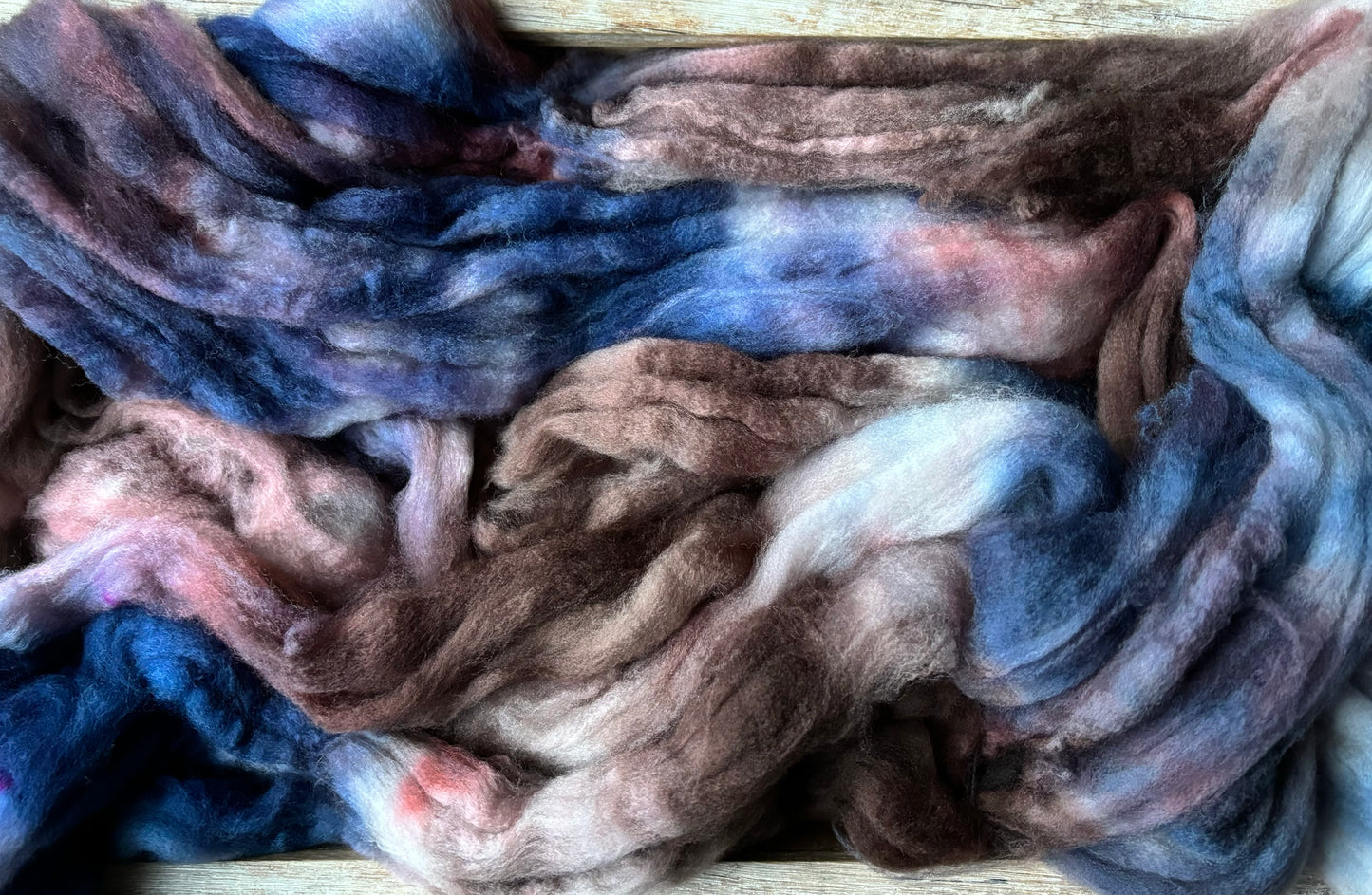 100 grams of Spinning Fibre - Superwash Merino Wool 22 Micron - Hand Dyed Combed Top