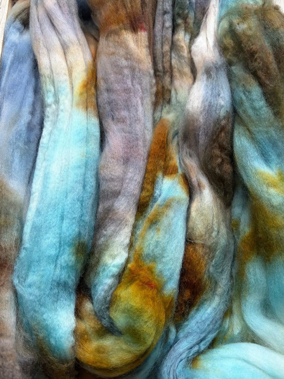 80% Superwash Merino Wool/ 10% Nylon/ 10% Cashmere - 18.5 Micron - One of a Kind Batch - 100 grams of Spinning Fibre - Hand Dyed Combed Top