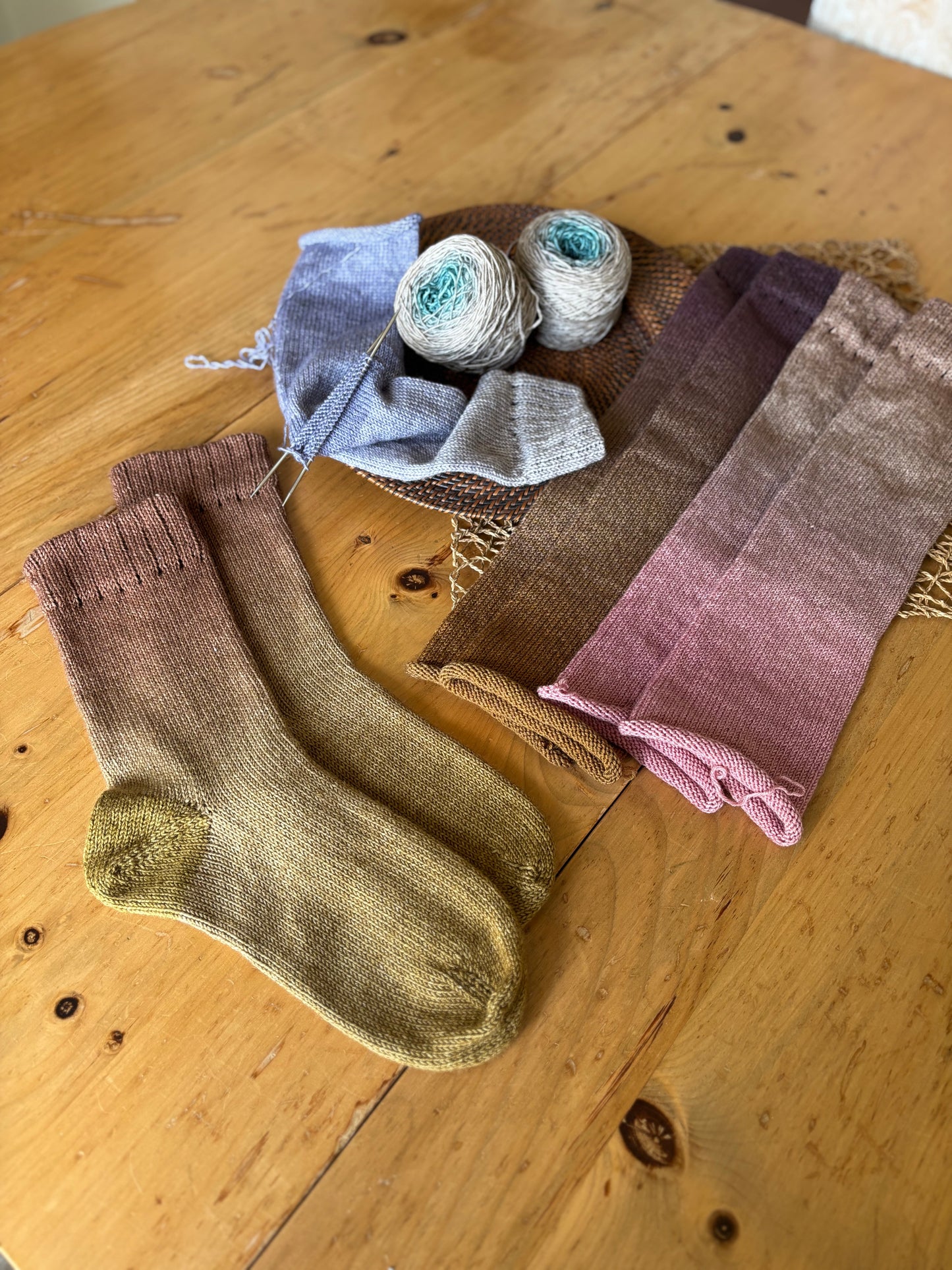 Perfect Pair Gradient Sock Set - Squishy Sock Base