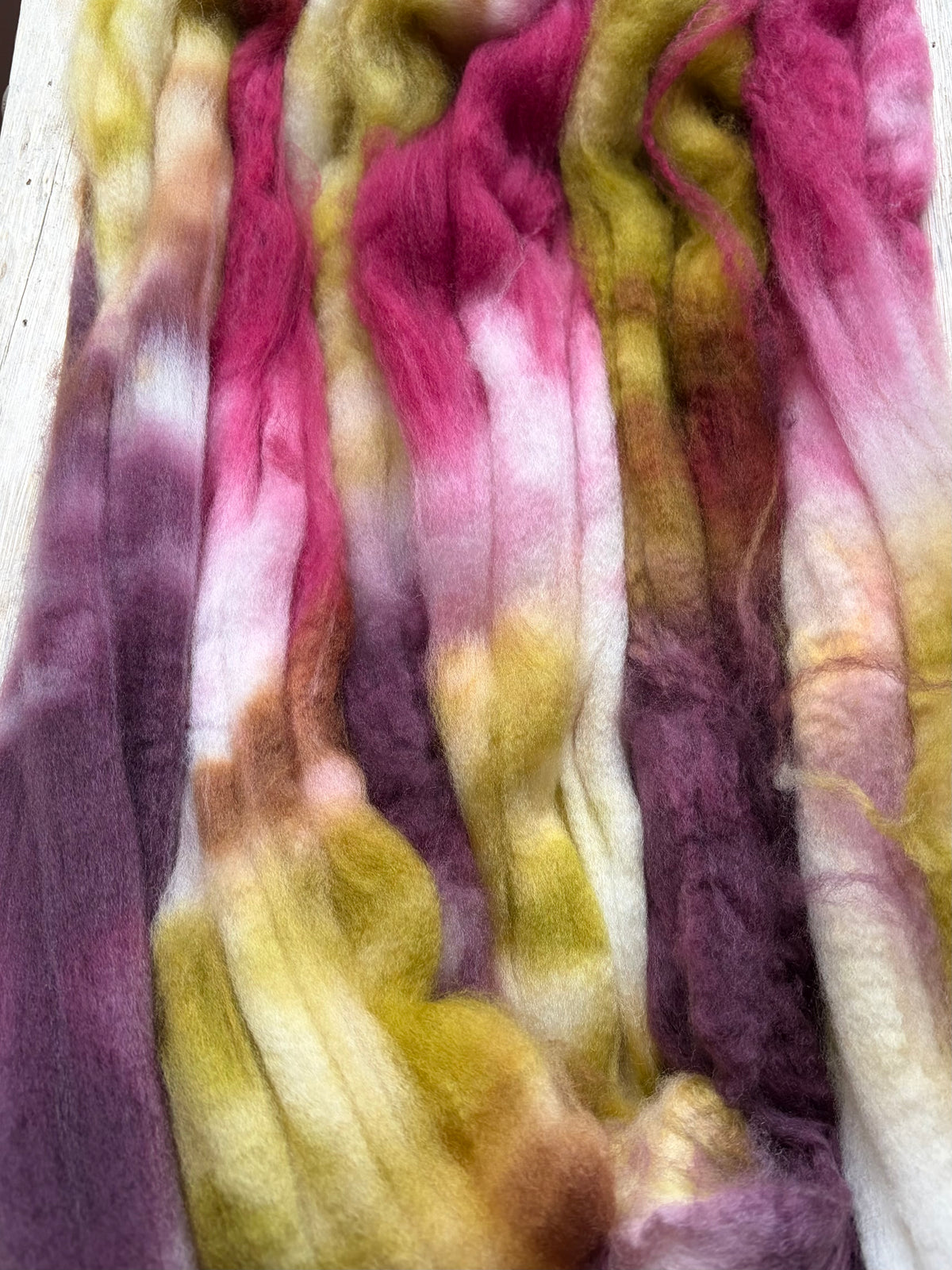80% Superwash Merino Wool/ 10% Nylon/ 10% Cashmere - 18.5 Micron - One of a Kind Batch - 100 grams of Spinning Fibre - Hand Dyed Combed Top