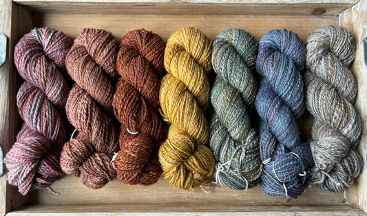 Hand Spun Yarn Fade - 100% Untreated Merino Wool