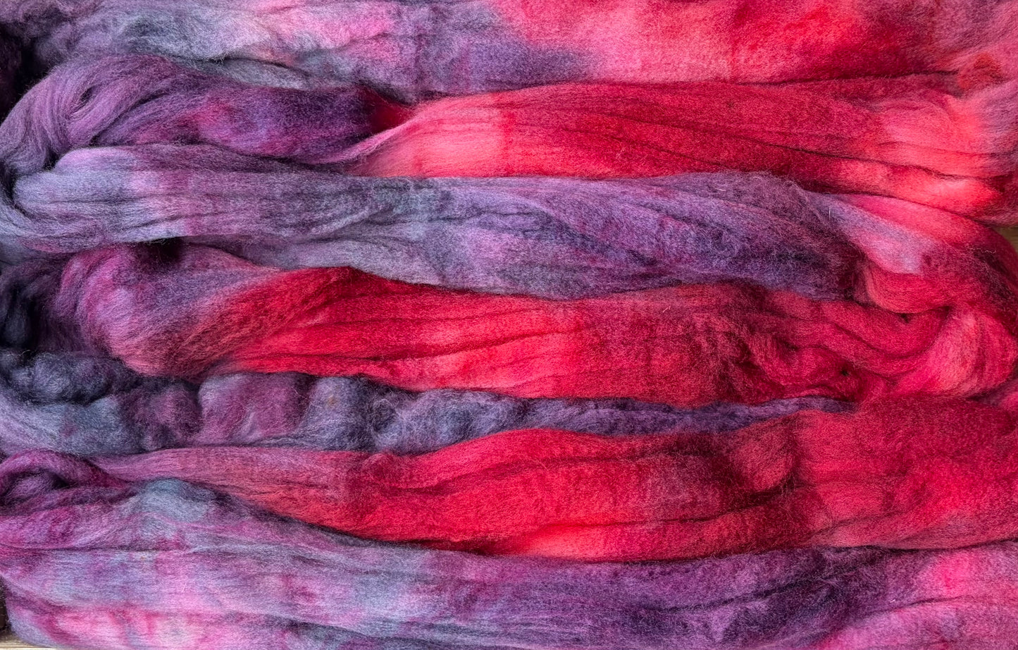 100% Superwash Merino Wool - 22 Micron - One of a Kind Batch - 100 grams of Spinning Fibre - Hand Dyed Combed Top