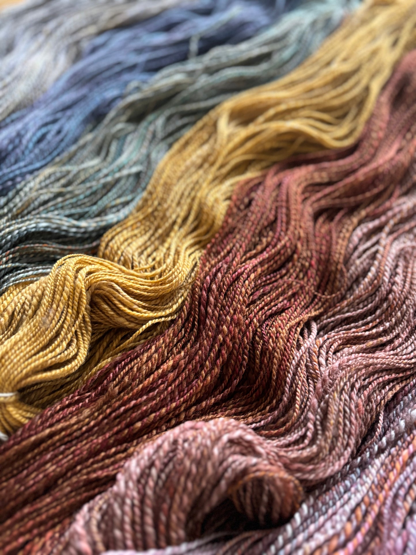 Hand Spun Yarn Fade - 100% Untreated Merino Wool