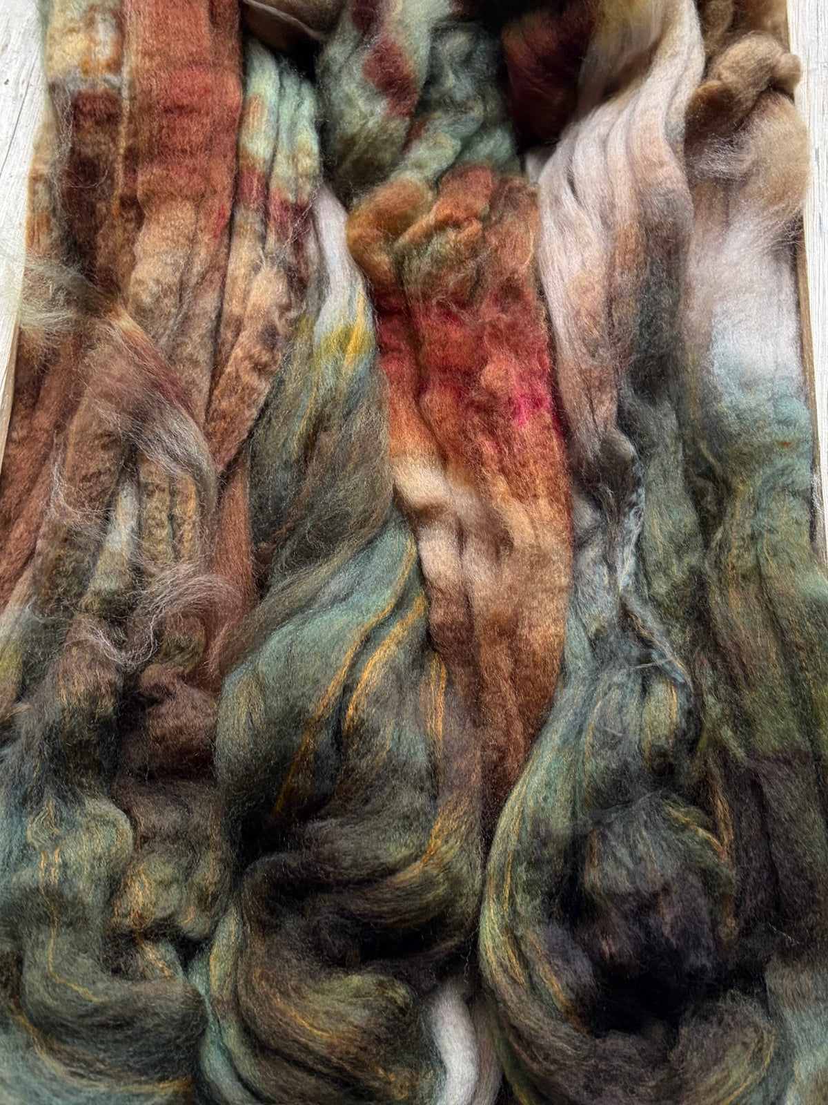 80% Superwash Merino Wool/ 10% Nylon/ 10% Cashmere - 18.5 Micron - One of a Kind Batch - 100 grams of Spinning Fibre - Hand Dyed Combed Top