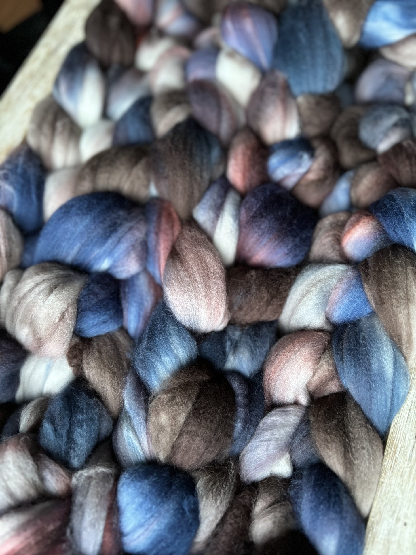 100 grams of Spinning Fibre - Superwash Merino Wool 22 Micron - Hand Dyed Combed Top