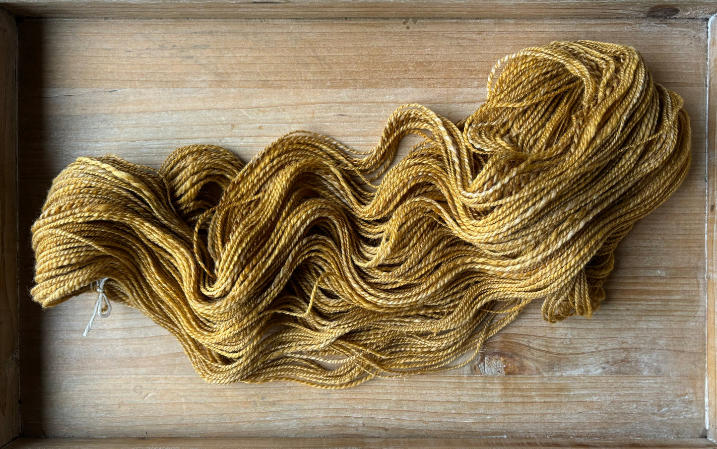 Hand Spun Yarn Fade - 100% Untreated Merino Wool