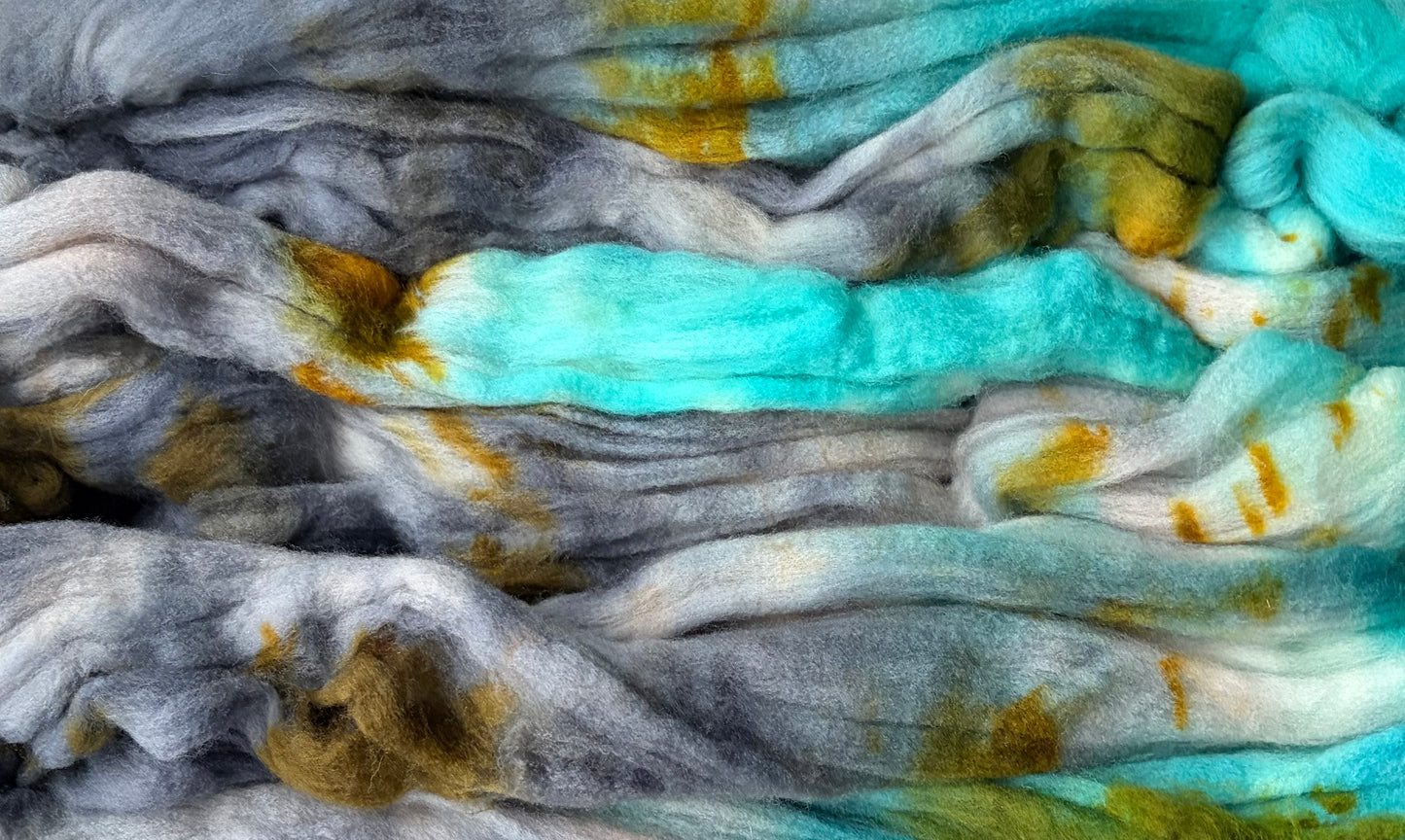 100% Superwash Merino Wool - 22 Micron - One of a Kind Batch - 100 grams of Spinning Fibre - Hand Dyed Combed Top