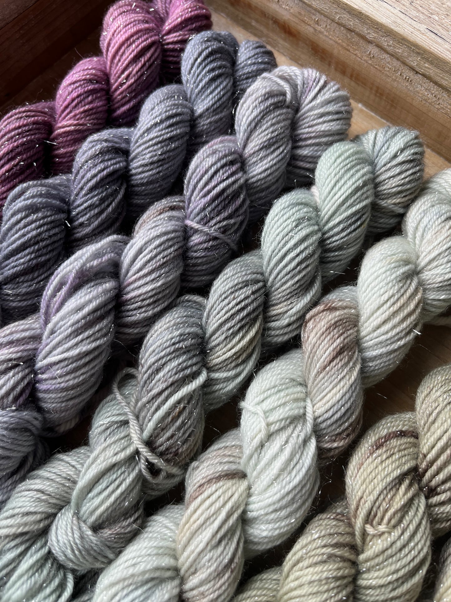 10 Skein Mini Yarn Fade - Silver Sparkle Sock Base