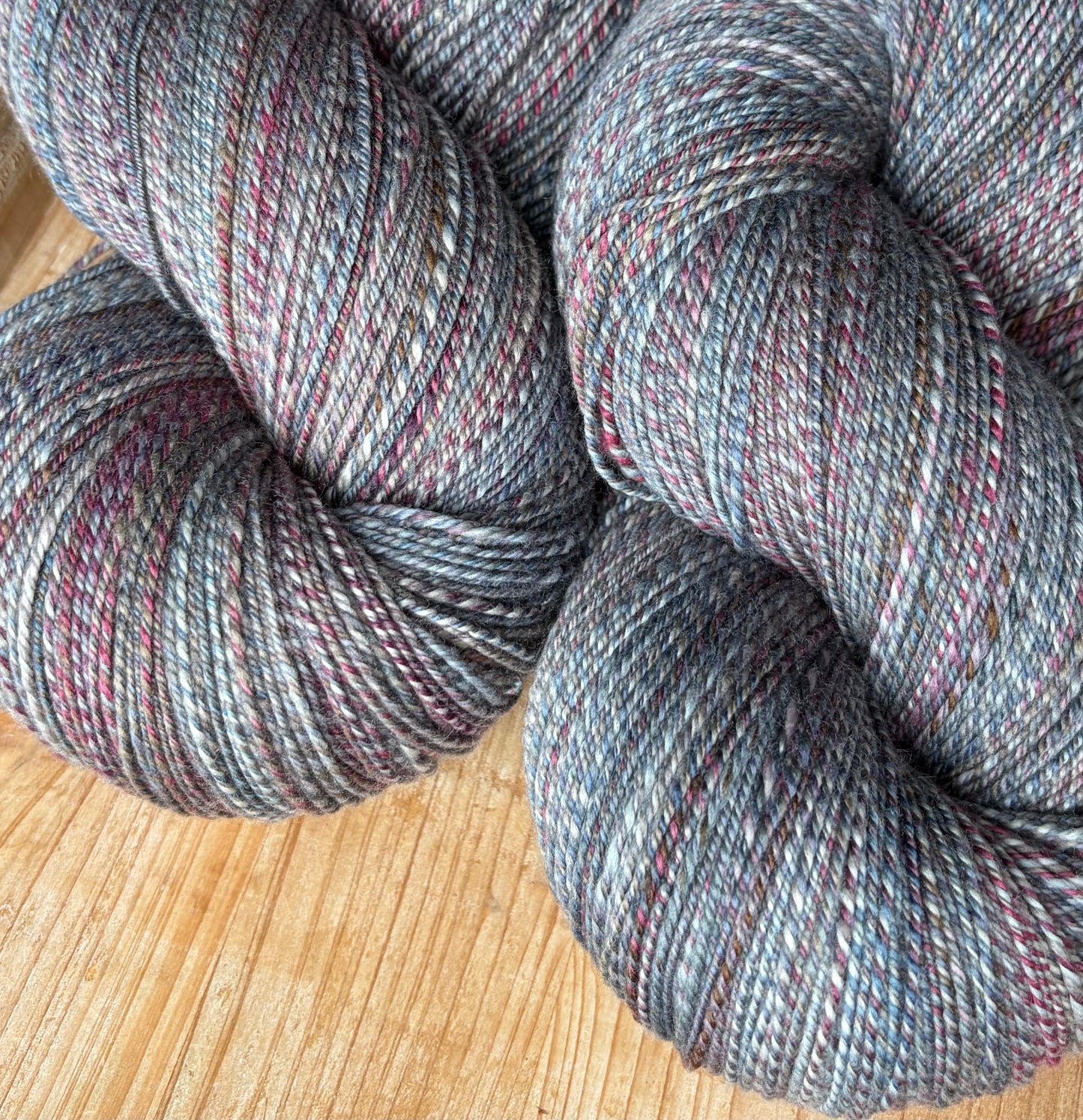 Hand Spun Yarn - 70% SWM/ 20% Nylon/ 10% Cashmere - Sweater Quantity