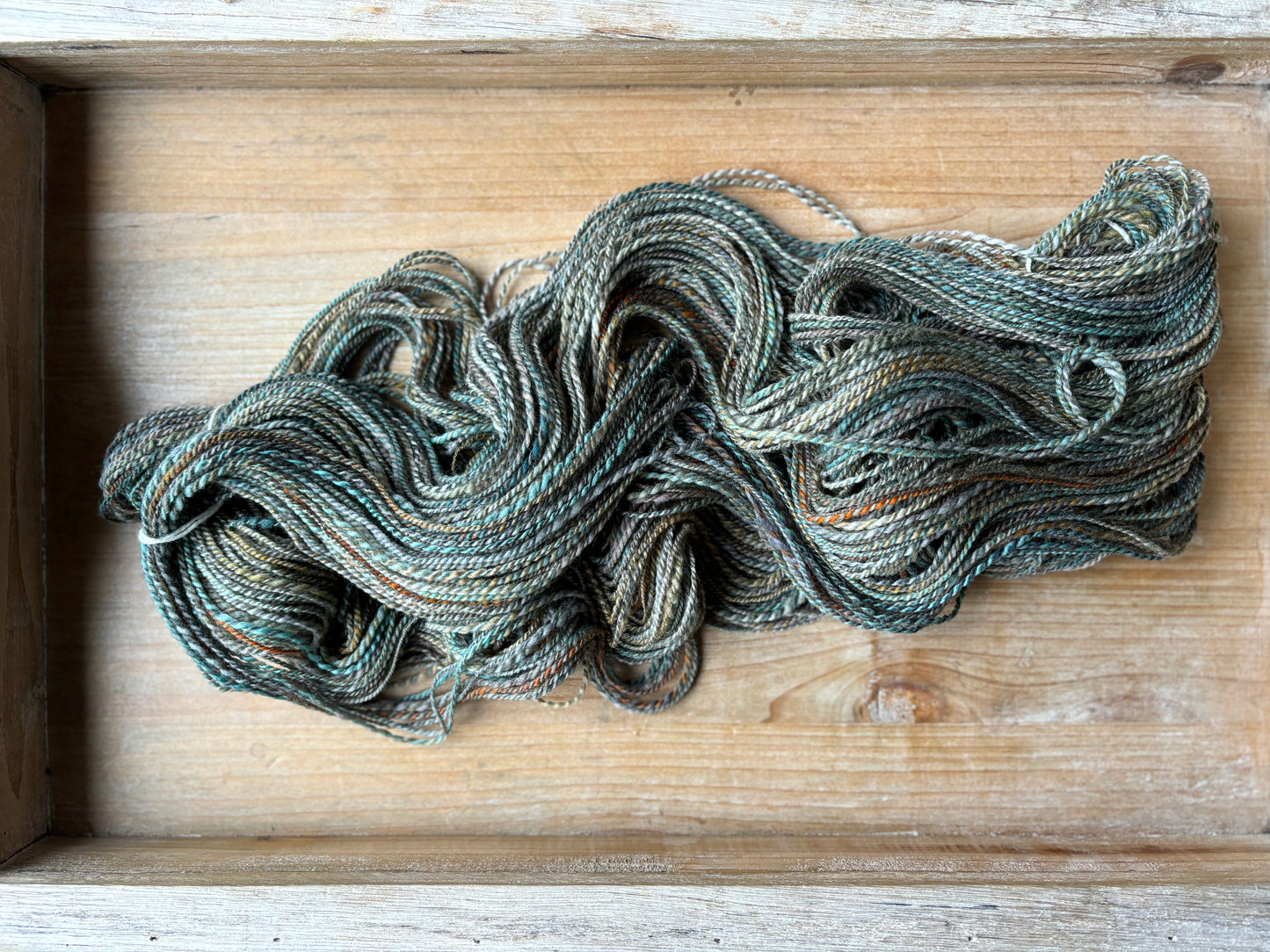 Hand Spun Yarn Fade - 100% Untreated Merino Wool