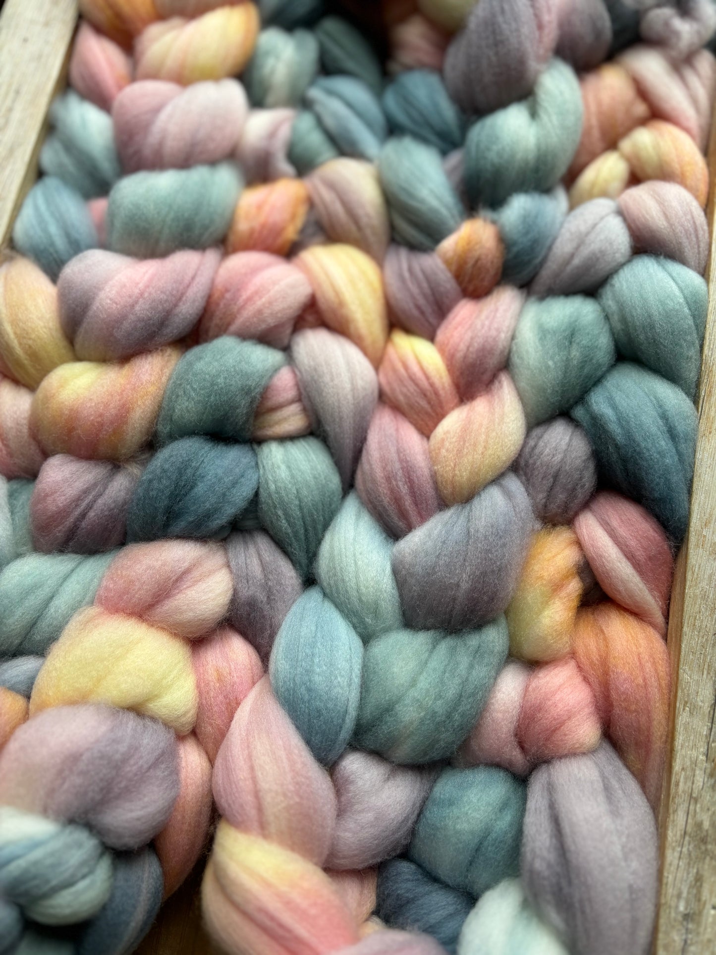 Pixie Lights - 100 grams of Spinning Fibre