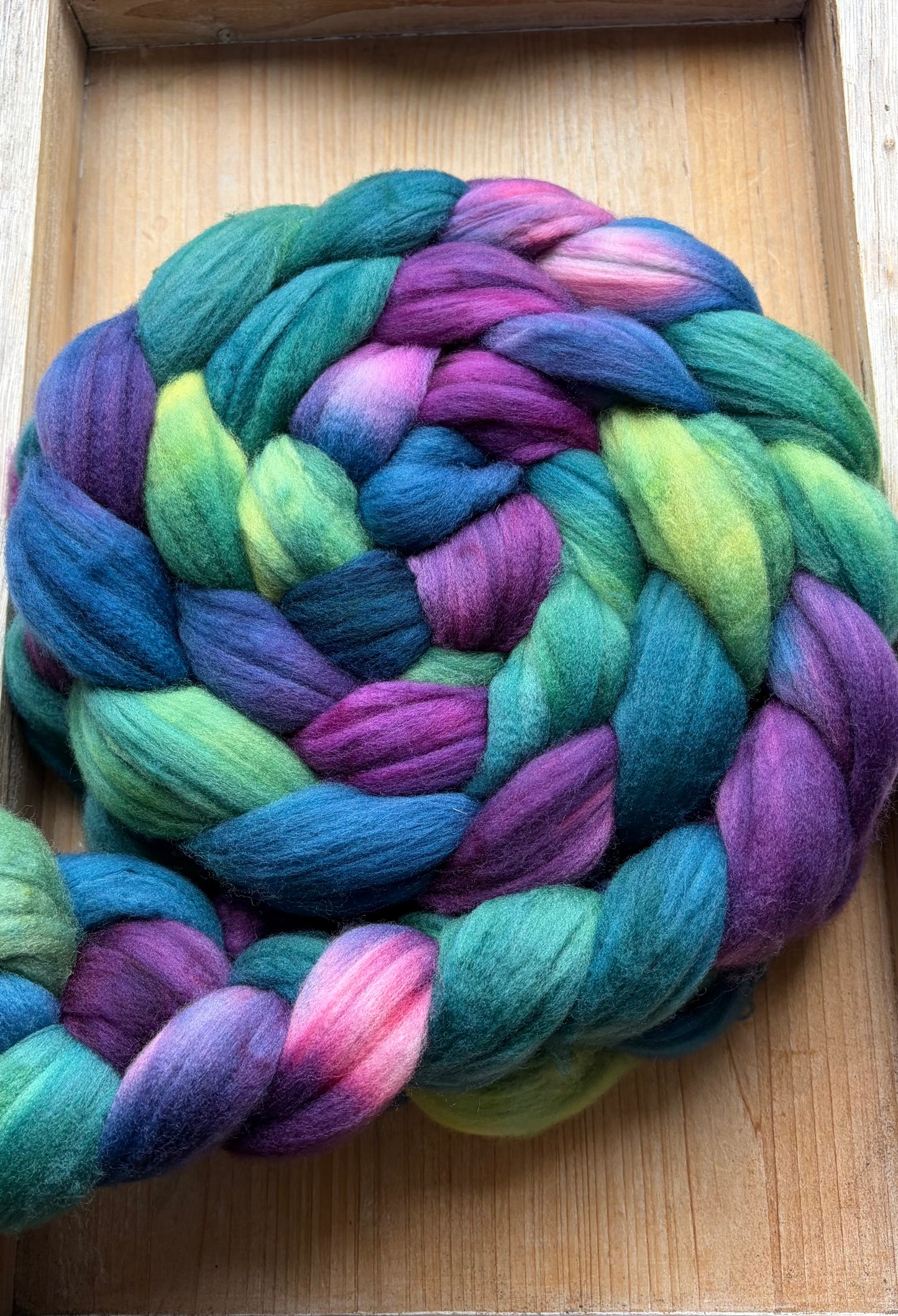 100% Superwash Merino Wool - 22 Micron - One of a Kind Batch - 100 grams of Spinning Fibre - Hand Dyed Combed Top