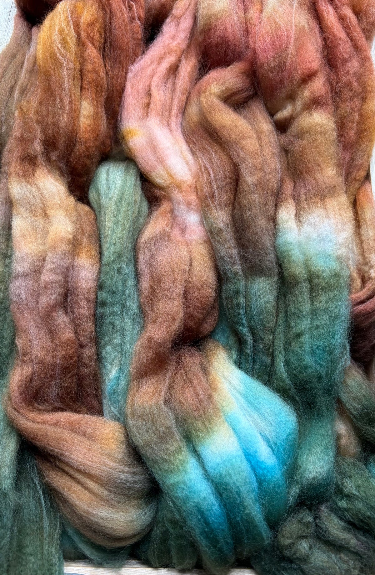 80% Superwash Merino Wool/ 10% Nylon/ 10% Cashmere - 18.5 Micron - One of a Kind Batch - 100 grams of Spinning Fibre - Hand Dyed Combed Top