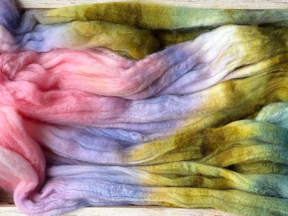 80% Superwash Merino Wool/ 10% Nylon/ 10% Cashmere - 18.5 Micron - One of a Kind Batch - 100 grams of Spinning Fibre - Hand Dyed Combed Top