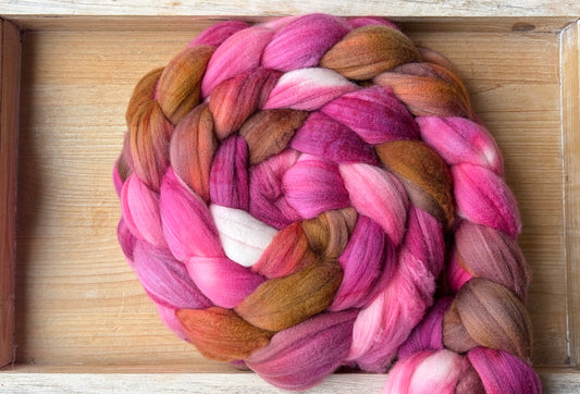 100% Superwash Merino Wool - 22 Micron - One of a Kind Batch - 100 grams of Spinning Fibre - Hand Dyed Combed Top