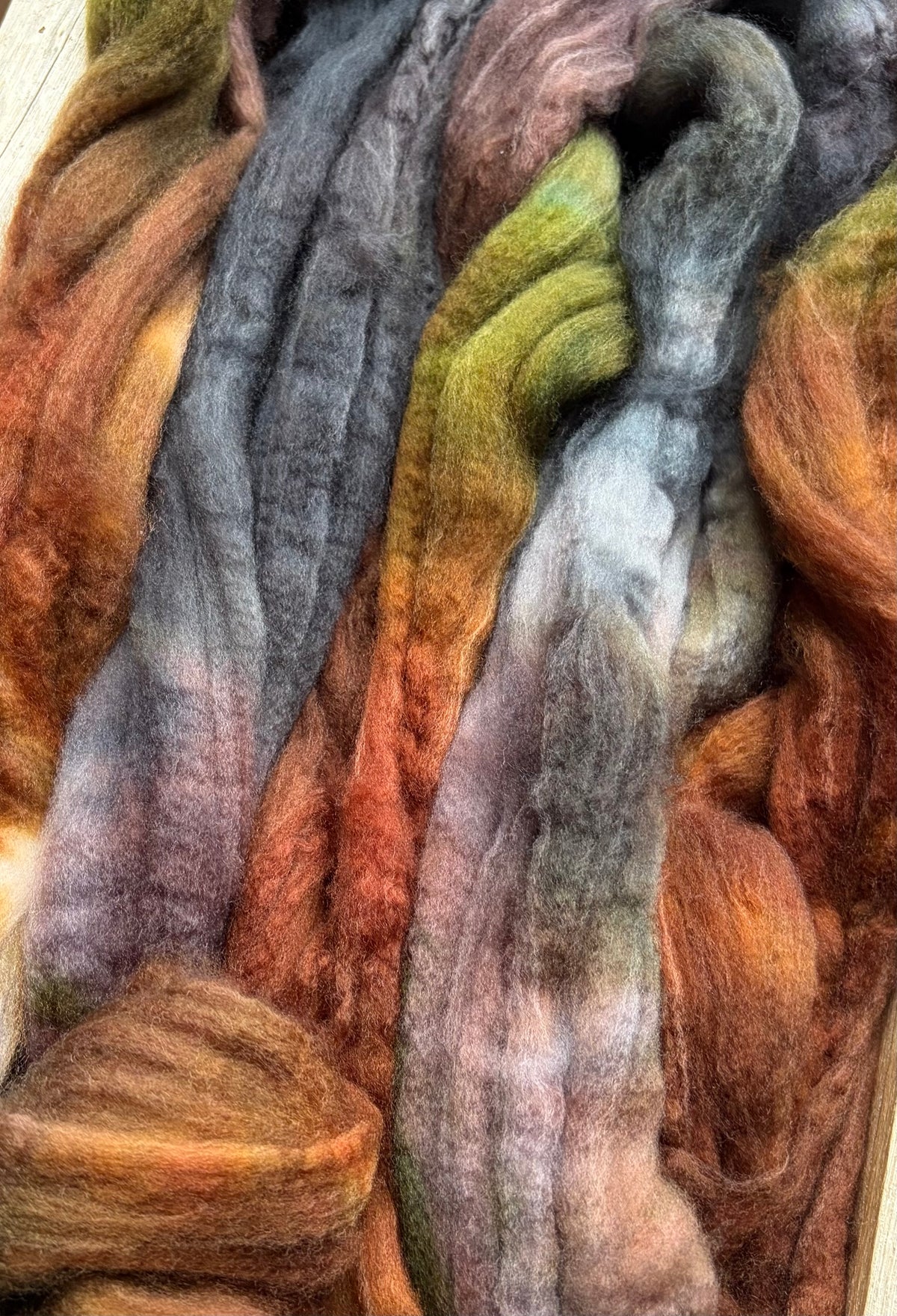 80% Superwash Merino Wool/ 10% Nylon/ 10% Cashmere - 18.5 Micron - One of a Kind Batch - 100 grams of Spinning Fibre - Hand Dyed Combed Top
