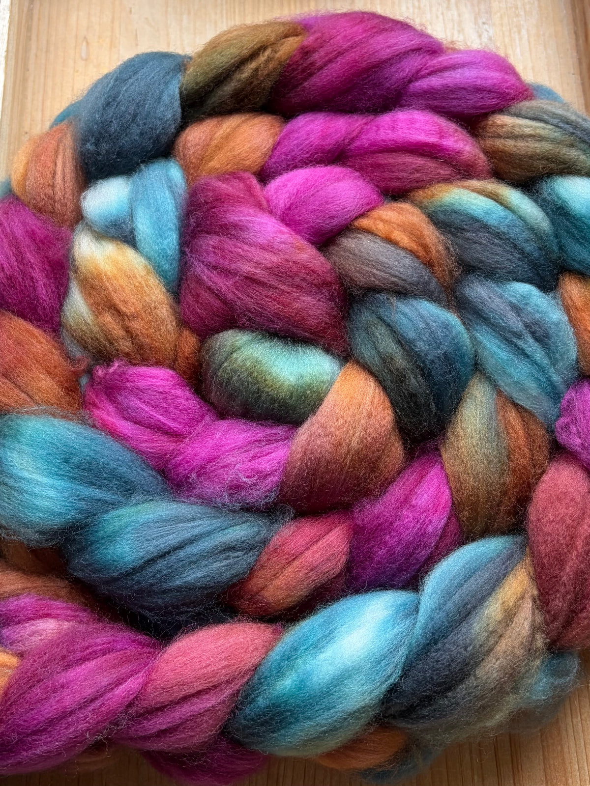 80% Superwash Merino Wool/ 10% Nylon/ 10% Cashmere - 18.5 Micron - One of a Kind Batch - 100 grams of Spinning Fibre - Hand Dyed Combed Top
