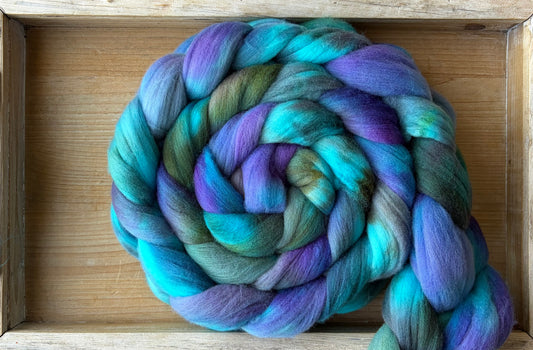 Targhee - 23 Micron - One of a Kind Batch - 100 grams of Spinning Fibre - Hand Dyed Combed Top