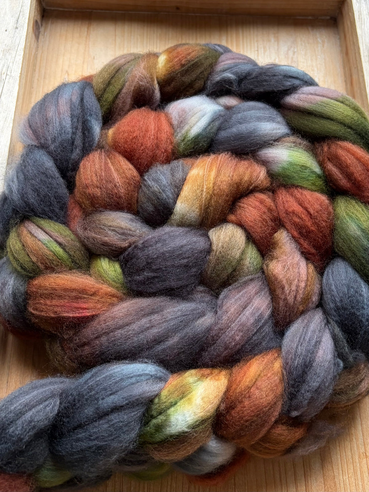 80% Superwash Merino Wool/ 10% Nylon/ 10% Cashmere - 18.5 Micron - One of a Kind Batch - 100 grams of Spinning Fibre - Hand Dyed Combed Top
