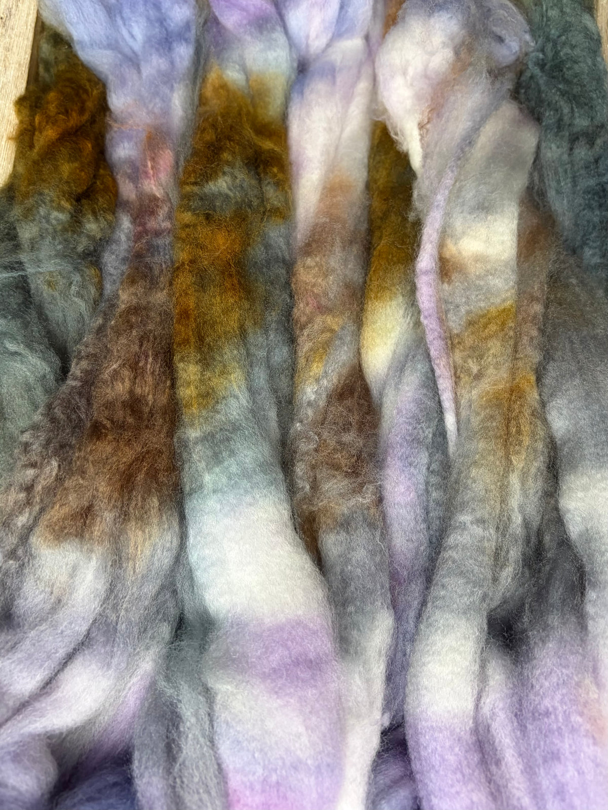 80% Superwash Merino Wool/ 10% Nylon/ 10% Cashmere - 18.5 Micron - One of a Kind Batch - 100 grams of Spinning Fibre - Hand Dyed Combed Top
