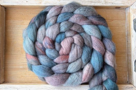 Bluefaced Leicester Wool - 26 Micron - One of a Kind Batch - 100 grams of Spinning Fibre - Hand Dyed Combed Top