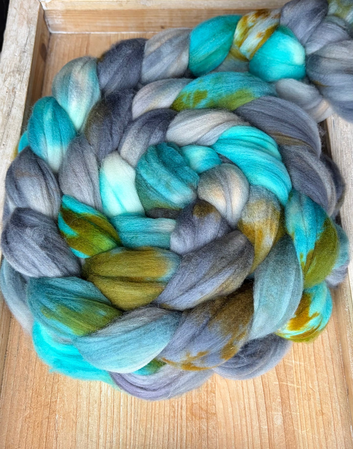 100% Superwash Merino Wool - 22 Micron - One of a Kind Batch - 100 grams of Spinning Fibre - Hand Dyed Combed Top