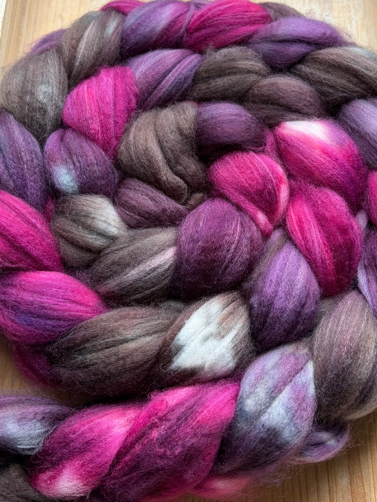 80% Superwash Merino Wool/ 10% Nylon/ 10% Cashmere - 18.5 Micron - One of a Kind Batch - 100 grams of Spinning Fibre - Hand Dyed Combed Top