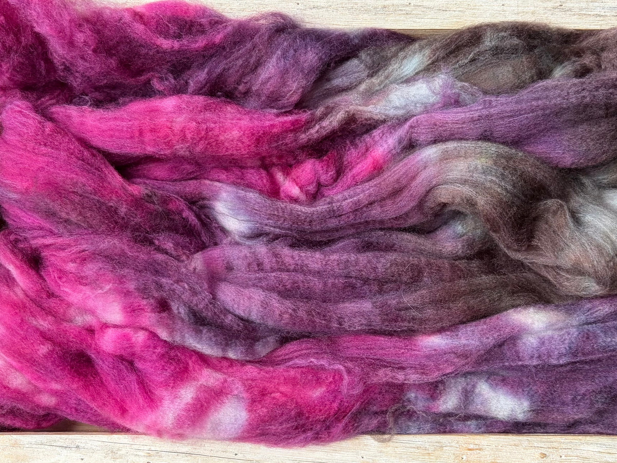80% Superwash Merino Wool/ 10% Nylon/ 10% Cashmere - 18.5 Micron - One of a Kind Batch - 100 grams of Spinning Fibre - Hand Dyed Combed Top