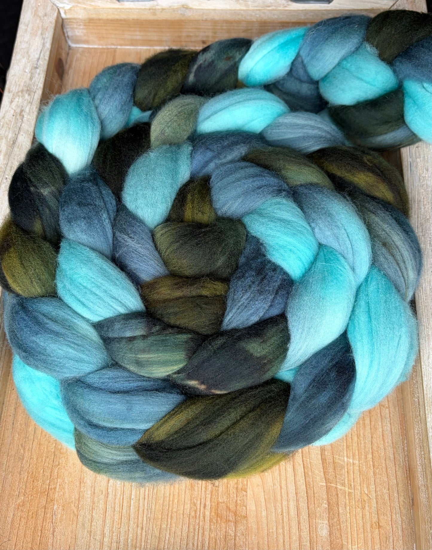 100% Superwash Merino Wool - 22 Micron - One of a Kind Batch - 100 grams of Spinning Fibre - Hand Dyed Combed Top