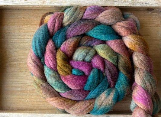Targhee - 23 Micron - One of a Kind Batch - 100 grams of Spinning Fibre - Hand Dyed Combed Top