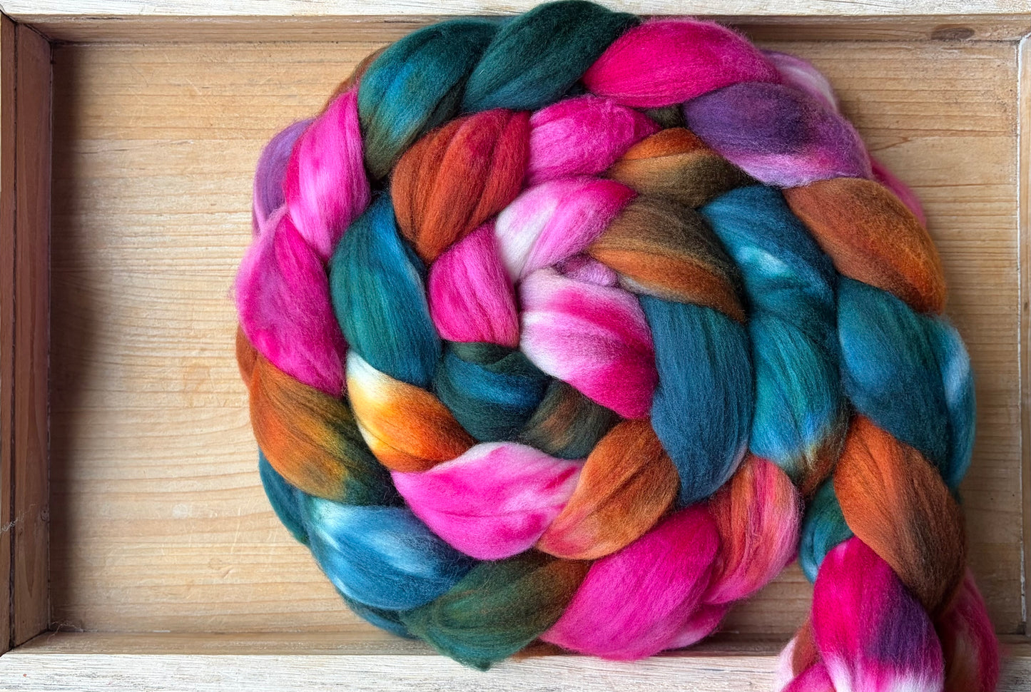 100% Superwash Merino Wool - 22 Micron - One of a Kind Batch - 100 grams of Spinning Fibre - Hand Dyed Combed Top