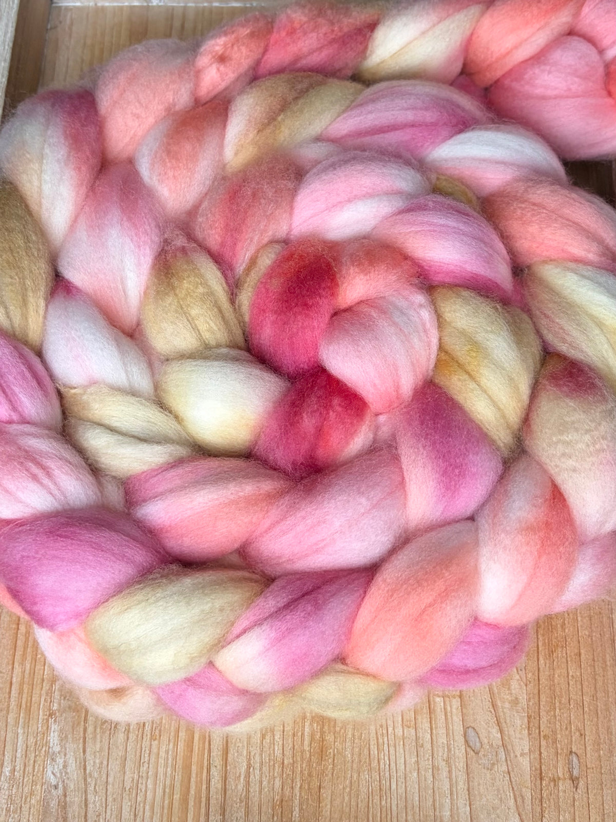80% Superwash Merino Wool/ 10% Nylon/ 10% Cashmere - 18.5 Micron - One of a Kind Batch - 100 grams of Spinning Fibre - Hand Dyed Combed Top