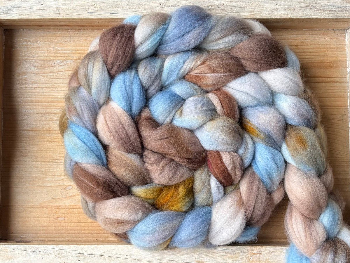 80% Superwash Merino Wool/ 10% Nylon/ 10% Cashmere - 18.5 Micron - One of a Kind Batch - 100 grams of Spinning Fibre - Hand Dyed Combed Top