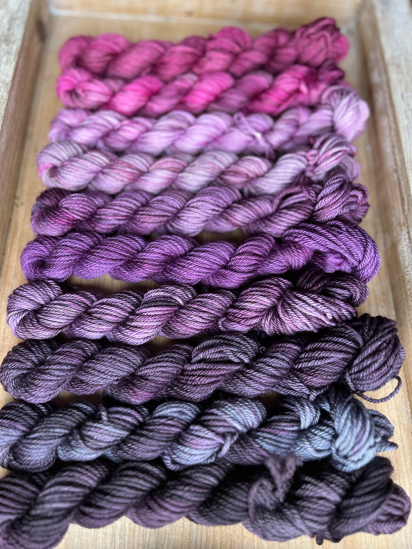 10 Skein Mini Yarn Fade - Base DK cachée