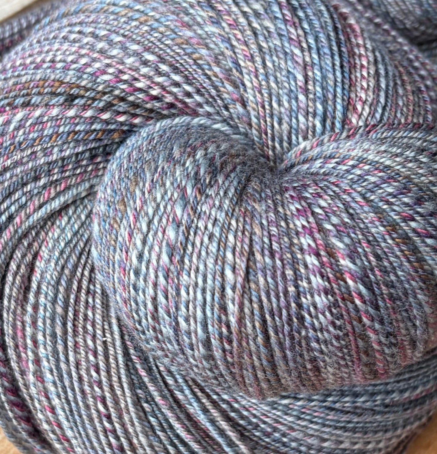 Hand Spun Yarn - 70% SWM/ 20% Nylon/ 10% Cashmere - Sweater Quantity