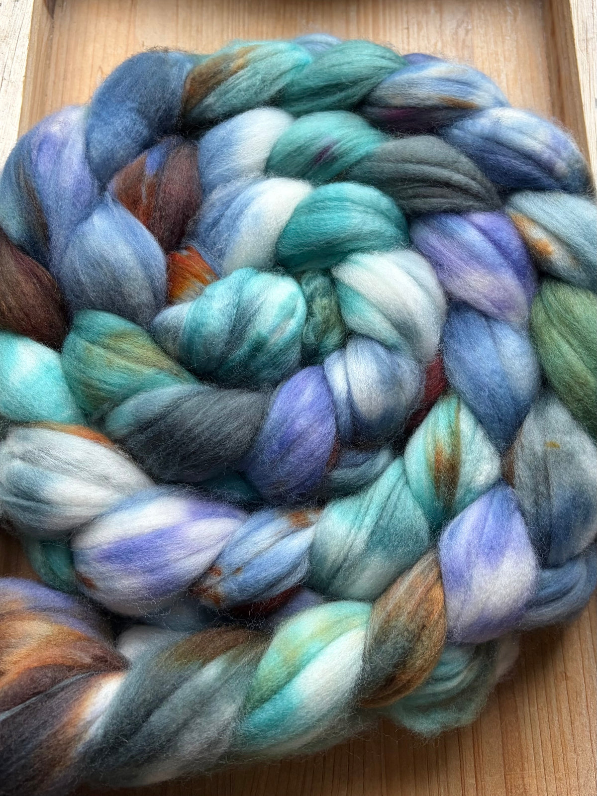 80% Superwash Merino Wool/ 10% Nylon/ 10% Cashmere - 18.5 Micron - One of a Kind Batch - 100 grams of Spinning Fibre - Hand Dyed Combed Top