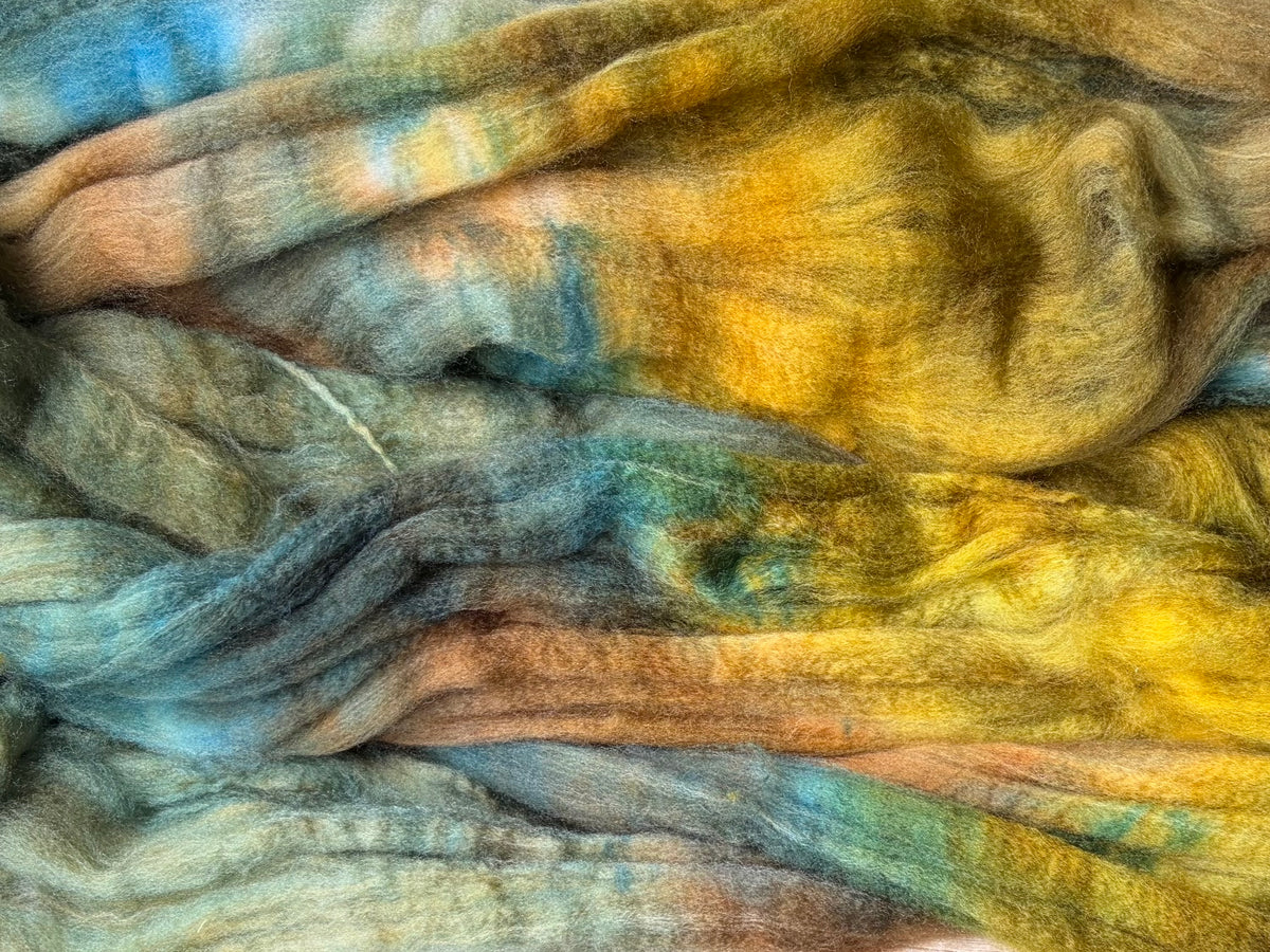 80% Superwash Merino Wool/ 10% Nylon/ 10% Cashmere - 18.5 Micron - One of a Kind Batch - 100 grams of Spinning Fibre - Hand Dyed Combed Top