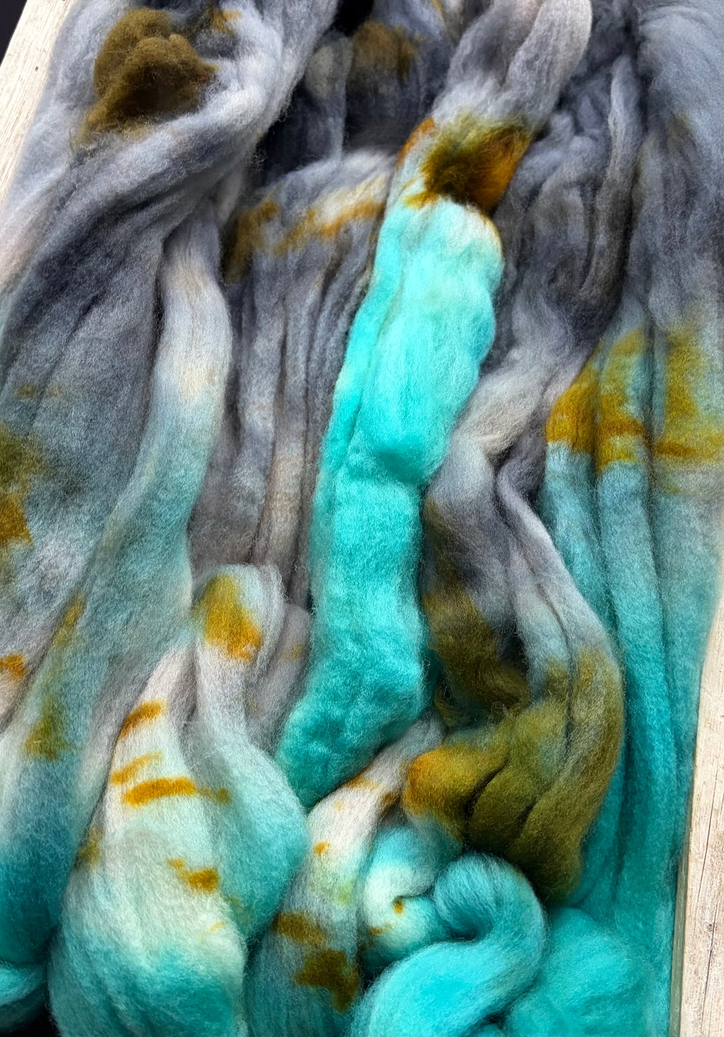 100% Superwash Merino Wool - 22 Micron - One of a Kind Batch - 100 grams of Spinning Fibre - Hand Dyed Combed Top
