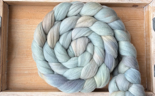 Targhee - 23 Micron - One of a Kind Batch - 100 grams of Spinning Fibre - Hand Dyed Combed Top