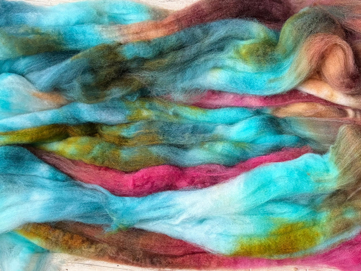 80% Superwash Merino Wool/ 10% Nylon/ 10% Cashmere - 18.5 Micron - One of a Kind Batch - 100 grams of Spinning Fibre - Hand Dyed Combed Top