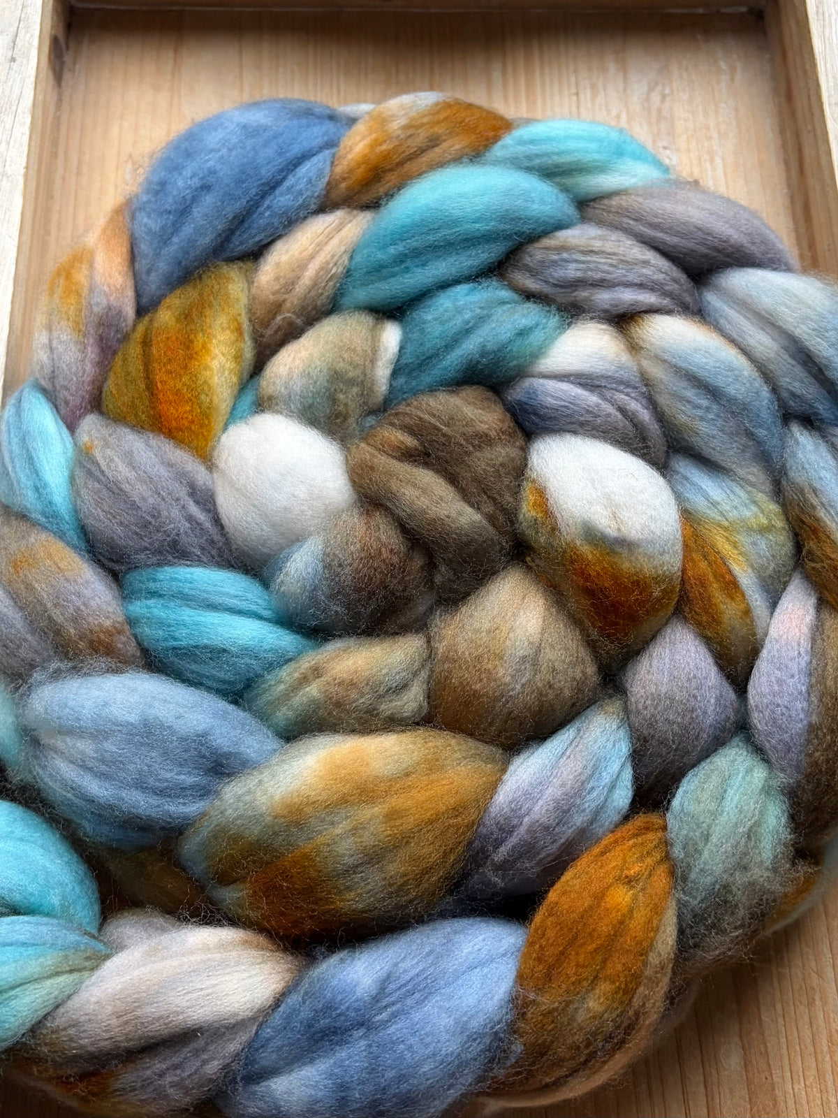 80% Superwash Merino Wool/ 10% Nylon/ 10% Cashmere - 18.5 Micron - One of a Kind Batch - 100 grams of Spinning Fibre - Hand Dyed Combed Top