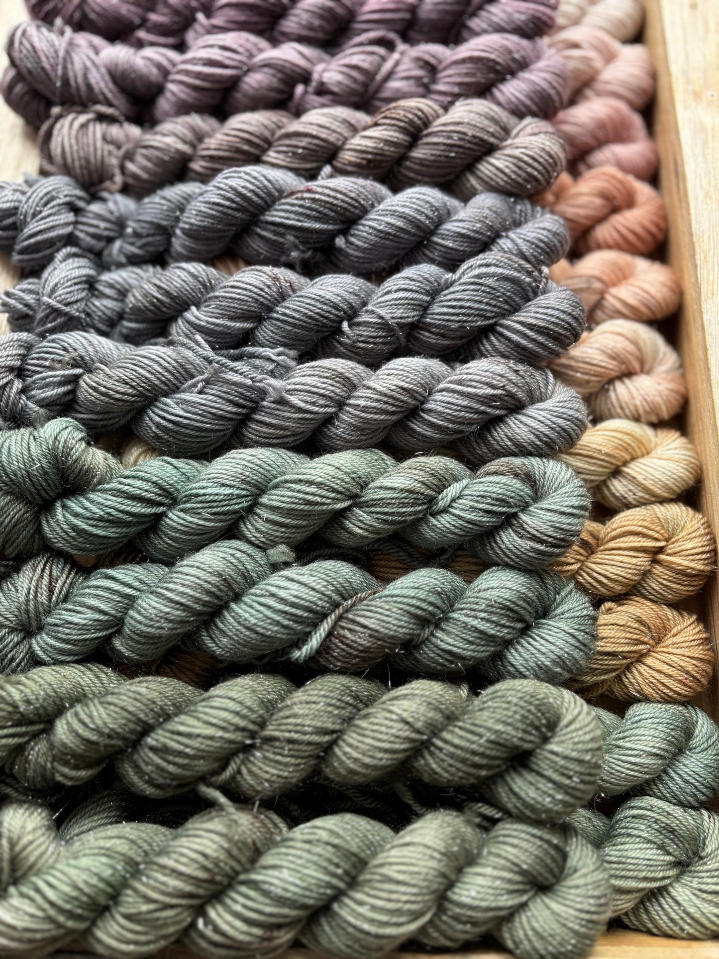 24 Skein Mini Yarn Fade - Silver Sparkle Sock Base