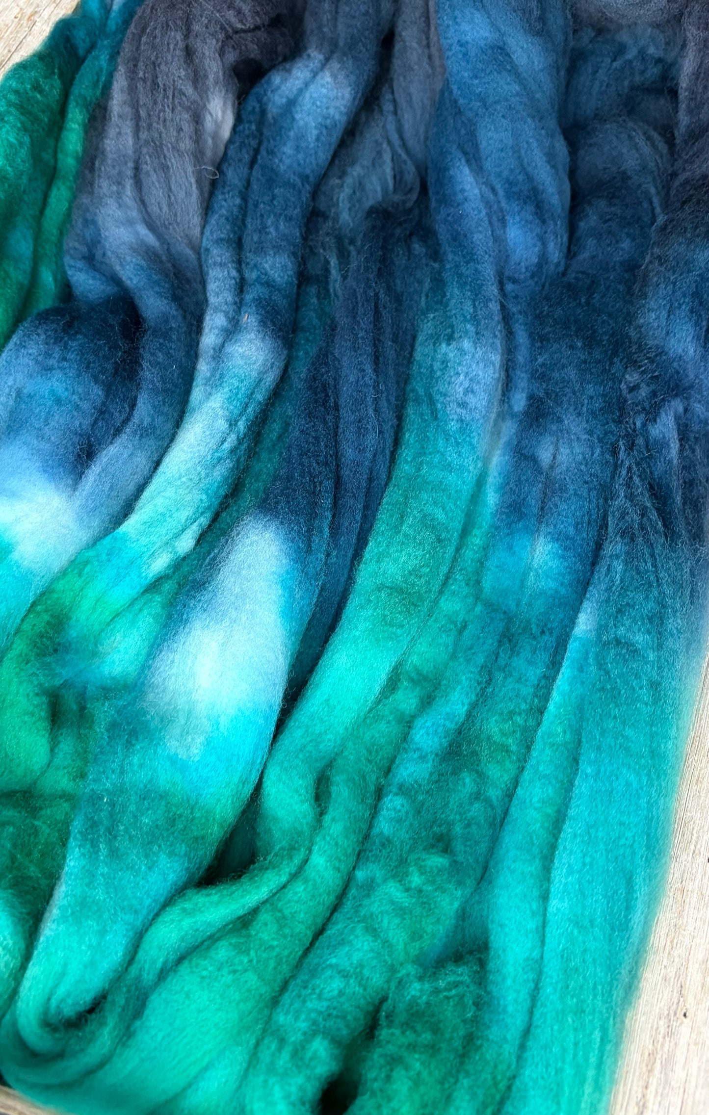 100% Superwash Merino Wool - 22 Micron - One of a Kind Batch - 100 grams of Spinning Fibre - Hand Dyed Combed Top