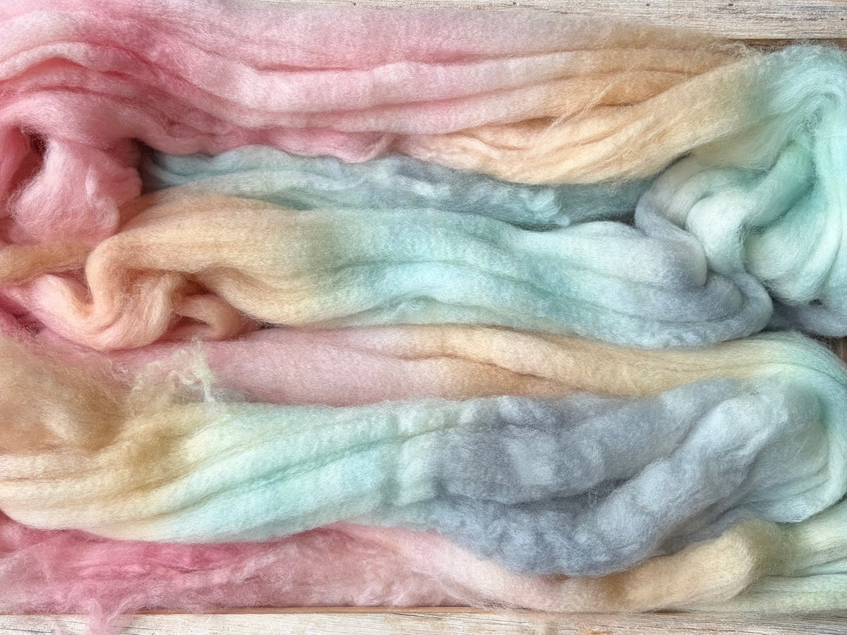 80% Superwash Merino Wool/ 10% Nylon/ 10% Cashmere - 18.5 Micron - One of a Kind Batch - 100 grams of Spinning Fibre - Hand Dyed Combed Top