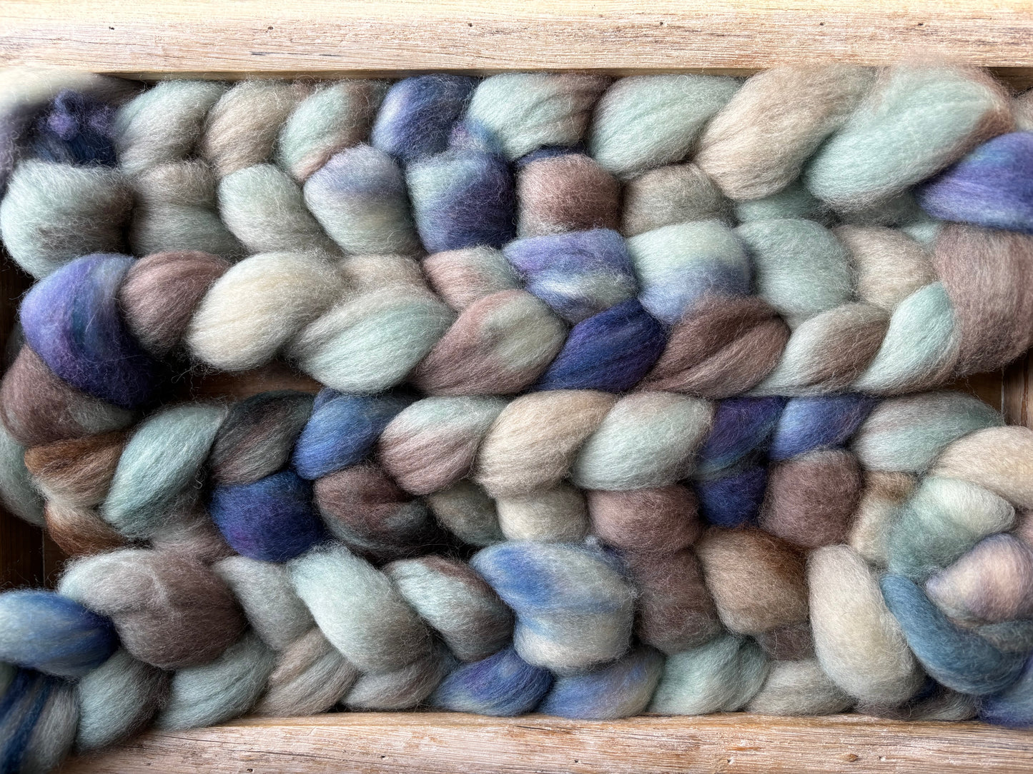 100 grams of Spinning Fibre - Bluefaced Leicester Wool - 26 Micron - Hand Dyed Combed T
