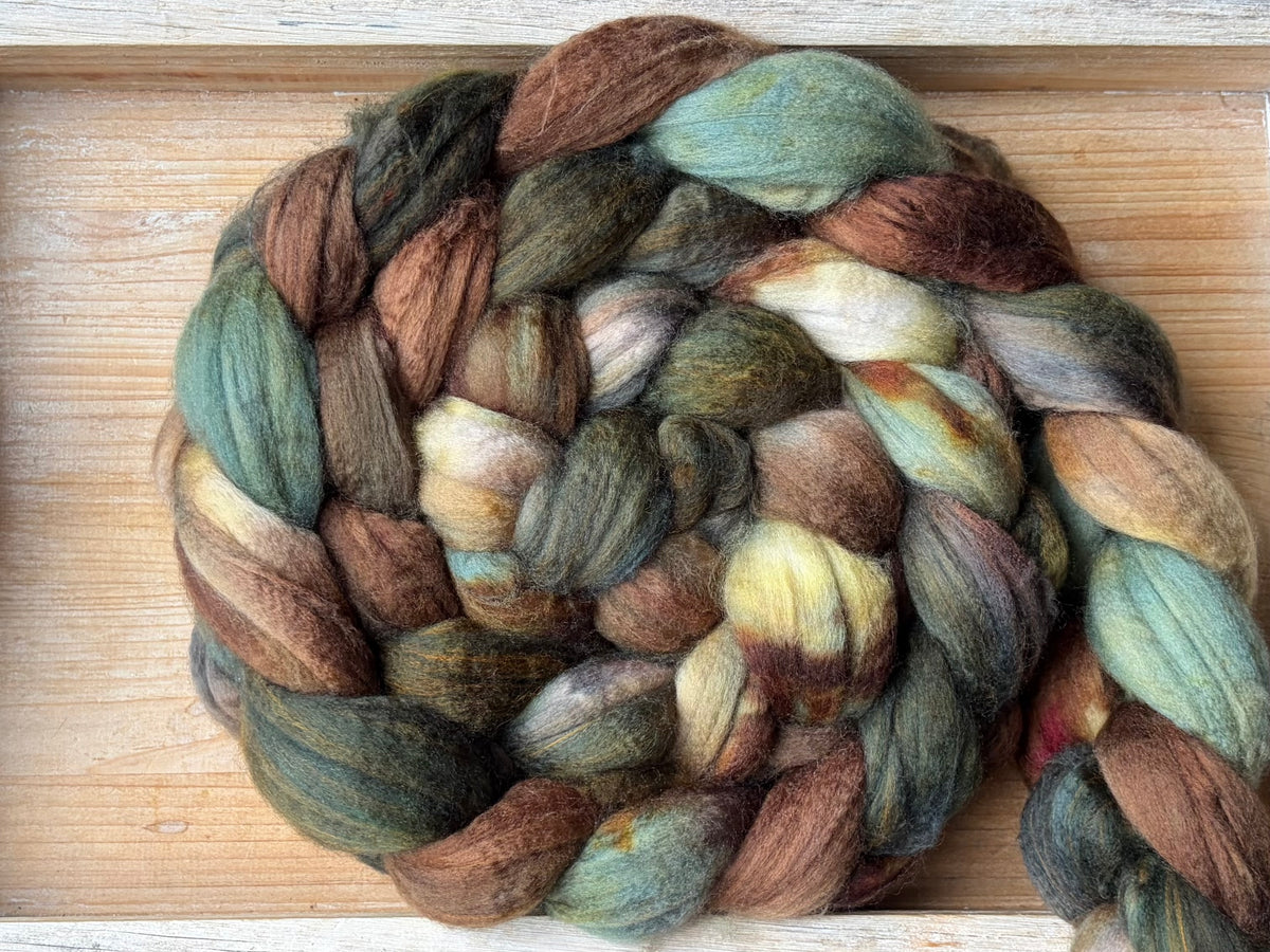80% Superwash Merino Wool/ 10% Nylon/ 10% Cashmere - 18.5 Micron - One of a Kind Batch - 100 grams of Spinning Fibre - Hand Dyed Combed Top