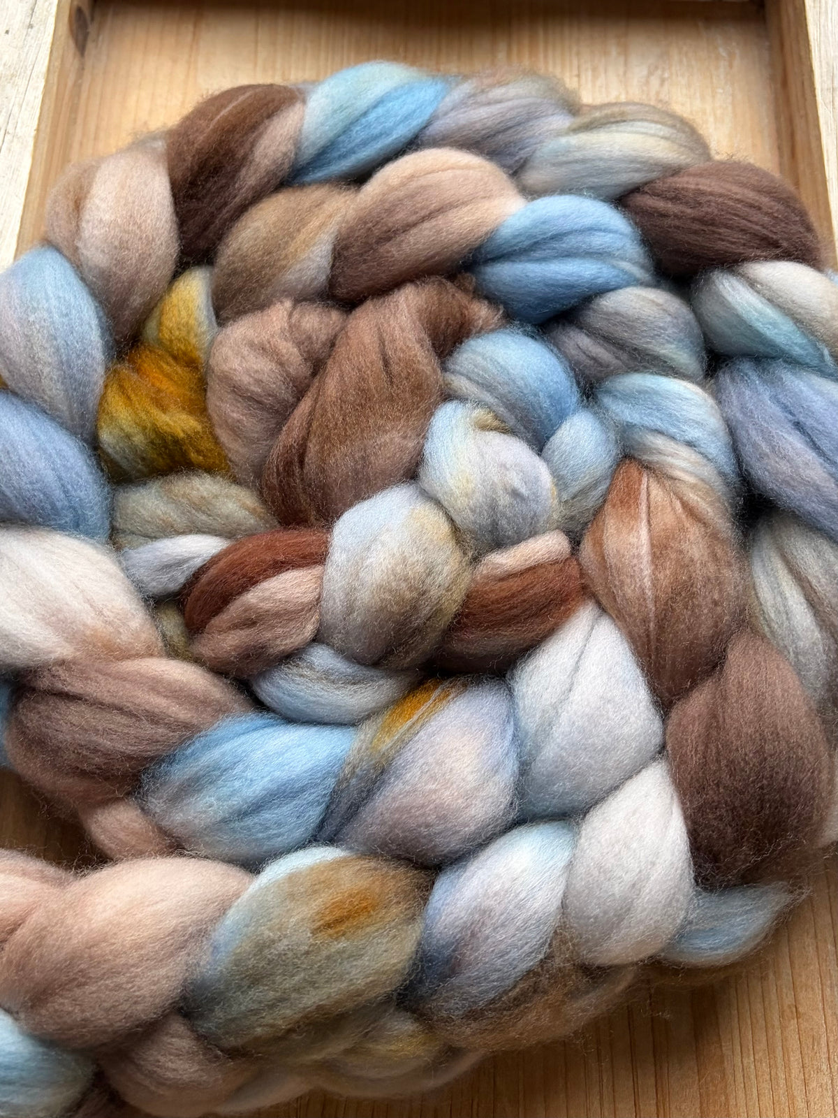 80% Superwash Merino Wool/ 10% Nylon/ 10% Cashmere - 18.5 Micron - One of a Kind Batch - 100 grams of Spinning Fibre - Hand Dyed Combed Top